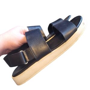 Vince Black & White Leather Strappy Sandals Women's Size 6.5